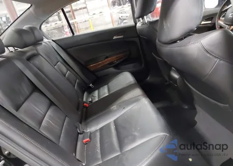 2011 Honda Accord 2.4 Ex-L из США, поврежденный, VIN 1HGCP2F89BA804300